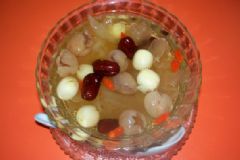 哪些食療方可以治療失眠？失眠睡前吃什么食物好呢？[圖]