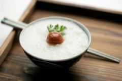 過敏性鼻炎吃什么食比較好？治療過敏性鼻炎的食療方有哪些？[圖]