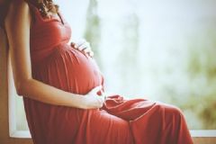 孕婦熬夜會對胎兒造成什么影響？懷孕后每天睡多久最好？[圖]