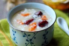 吃什么食物可以預(yù)防老花眼？老花眼的緩解方法有哪些？[圖]