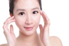 夏天容易長痘是怎么回事？夏天如何預防長痘最好？[多圖]
