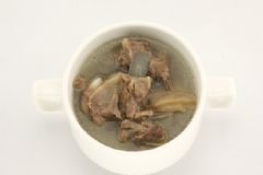 痛經(jīng)的食療偏方有哪些？吃什么食物治療緩解痛經(jīng)？[圖]