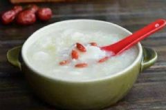 牙齦上火腫痛怎么辦？吃什么防治牙齦上火？[圖]