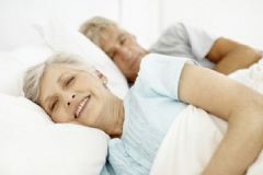 老年人睡眠不好的原因有哪些？老年人要養(yǎng)成哪些良好習慣？[圖]