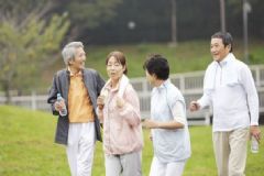 老人應(yīng)該如何預(yù)防關(guān)節(jié)炎？老年人膝關(guān)節(jié)該怎么保養(yǎng)？[圖]