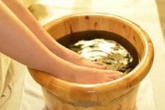 血栓病人可以用熱水泡腳嗎？血栓病人怎么樣健康的泡腳？[圖]