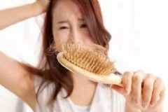 脫發(fā)的常用治療方法有哪些？吃什么對脫發(fā)比較好？[圖]