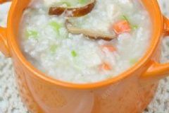 春季養(yǎng)生補血有哪些不可信傳言？春季補血的食療方法有哪些？[圖]