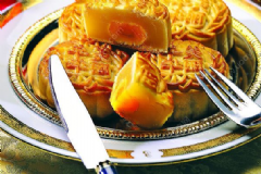 中秋節(jié)我們應該吃哪些食物？月餅應該如何自制？[圖]