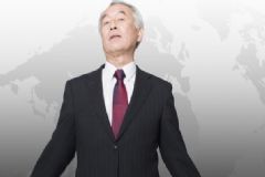 老人如何預(yù)防腰部扭傷？腰扭傷了吃什么好？[圖]