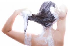 女性產(chǎn)后為什么會掉發(fā)？女性產(chǎn)后脫發(fā)的食療方法有哪些？[圖]