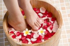 白醋泡腳可以除腳氣嗎？治療腳氣的方法有哪些？[圖]