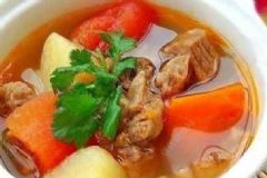 天氣轉(zhuǎn)涼吃哪些類(lèi)食物傷腸胃？如何在秋冬季節(jié)養(yǎng)胃？[圖]