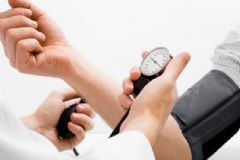 高血壓的禁忌食物有哪些？高血壓患者有哪些飲食原則？[圖]