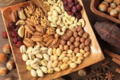 哪些情況下的堅(jiān)果是有毒的？吃堅(jiān)果要注意哪些事？[圖]