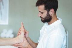 男性如何按摩保養(yǎng)？男性按摩保養(yǎng)的方法有哪些？[圖]