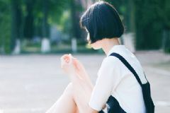 13歲女孩應(yīng)該穿什么內(nèi)衣？13歲要不要穿內(nèi)衣呢？[多圖]
