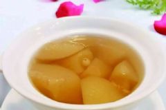 哪些食物可以預(yù)防嘴唇干裂？吃什么能預(yù)防嘴唇干裂？[圖]