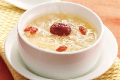 女人補(bǔ)血喝什么湯好？女人貧血的食療膳食怎么做？[圖]