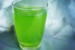 祛色斑喝什么花茶好？喝什么花茶淡化色斑？[圖]