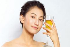 哪些行為容易傷肝？吃什么食物能以養(yǎng)肝？[圖]