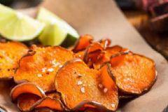 胃潰瘍吃哪些食物好？胃潰瘍有哪些飲食原則？[圖]
