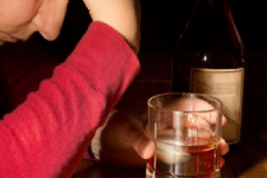 酗酒對(duì)精子有傷害嗎？酗酒對(duì)精子有哪些危害？[圖]