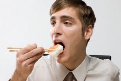 男性有第二次性發(fā)育嗎？什么食物促進(jìn)男性第二次性發(fā)育？[圖]