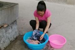 掉色的衣服怎么樣使它不掉色？掉色的衣服如何不讓它掉顏色？[圖]