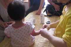 小兒推拿可以治療什么病？小兒推拿的手法[圖]