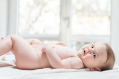 母乳性腹瀉的寶寶怎么改善？寶寶喝母乳拉肚子怎么辦？[圖]