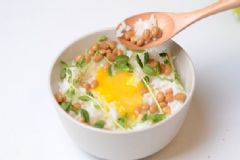 預(yù)防老年癡呆的食物有哪些？預(yù)防老年癡呆的飲食禁忌[圖]
