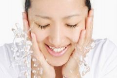 人中長(zhǎng)痘怎么辦？人中長(zhǎng)痘怎么消除？[多圖]