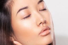 皮膚黑涂什么顏色口紅好看？皮膚黑適合涂什么顏色的口紅？[多圖]
