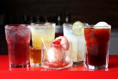 點(diǎn)痣可以喝可樂嗎？點(diǎn)痣后可以喝碳酸飲料嗎？[多圖]