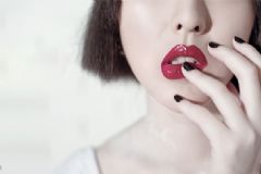 口紅能吃嗎？不小心把口紅吃掉[多圖]