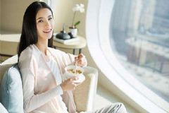 吃什么可以治療口臭？哪些食療方法可以治療好口臭？[圖]