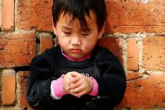 小孩大便干燥拉不出怎么辦？小孩拉不出屎怎么辦？[圖]