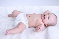 濕疹和痱子有什么不同？如何區(qū)分濕疹和痱子？[圖]