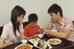 吃飯?zhí)鞂ι眢w有哪些影響？吃飯?zhí)鞎?huì)導(dǎo)致腸道疾病嗎？[圖]