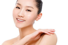 晚上怎么護(hù)膚比較好？晚上護(hù)膚的正確步驟[多圖]