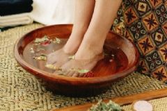 睡前洗腳有什么好處？睡前洗腳有助于睡眠嗎？[圖]