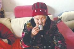 60年只喝酒不喝水，天天喝酒對(duì)身體好嗎？[多圖]