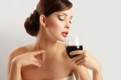 女人喝紅酒有什么好處？紅酒的品牌有哪些？[圖]