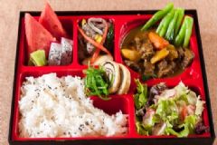 帶飯飯盒怎么挑選？白領帶飯吃什么菜好？[圖]