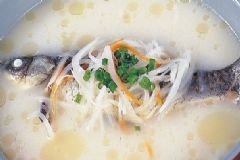 女性患乳腺炎該怎么處理？吃什么可以調(diào)理乳腺炎？[圖]