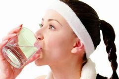 秋季如何正確喝水？秋季日常喝水時間表[圖]