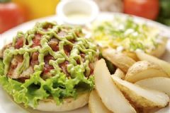 女人吃哪些食物易衰老？女人吃哪些食物會加速衰老？[圖]