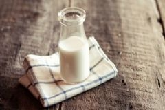 老人補(bǔ)鈣吃什么食物好？老人補(bǔ)鈣食譜有哪些？[圖]