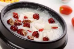 更年期應該吃什么好？吃什么可以緩解更年期癥狀？[圖]